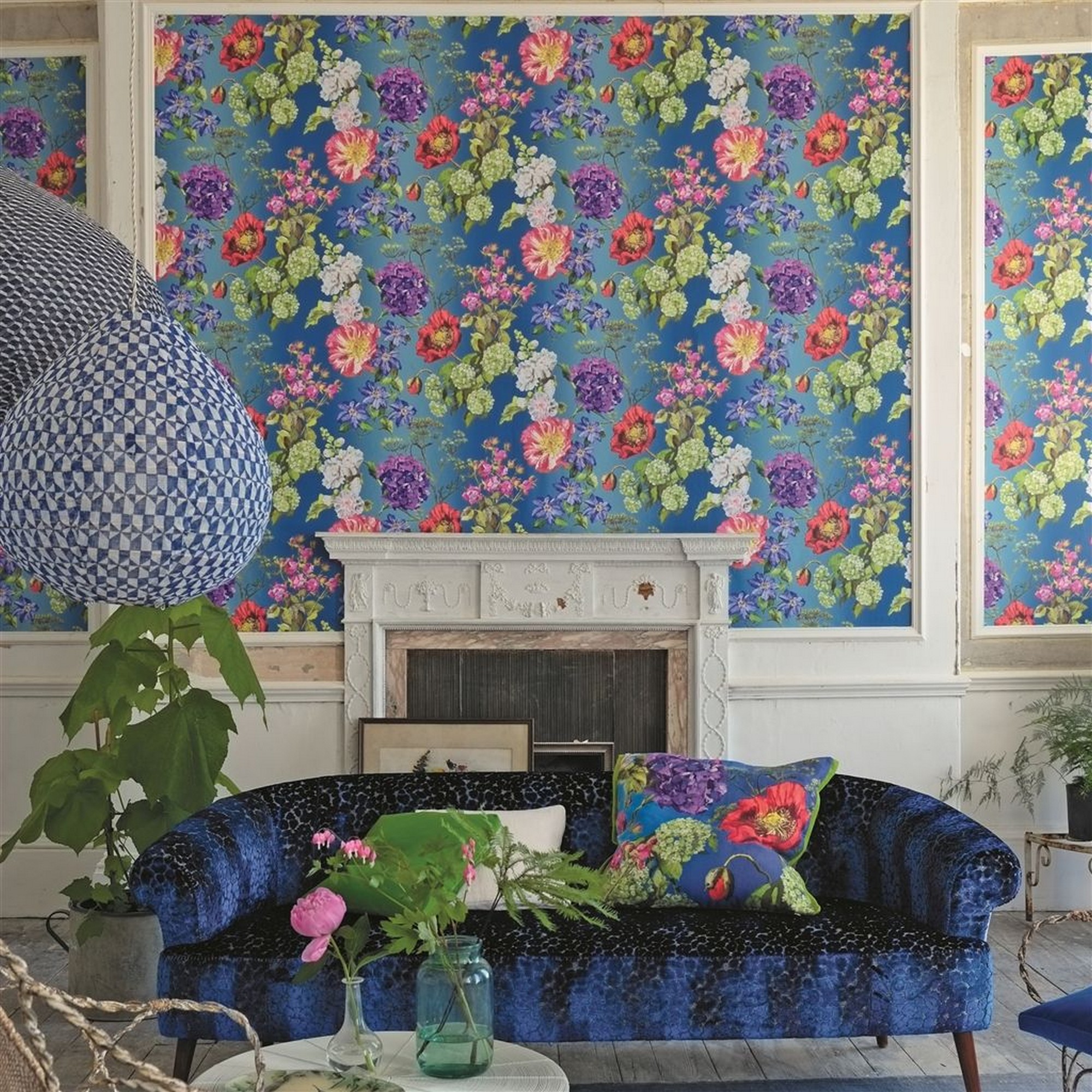 Alexandria Wallpaper P623 By Designers Guild In Lapis Multi